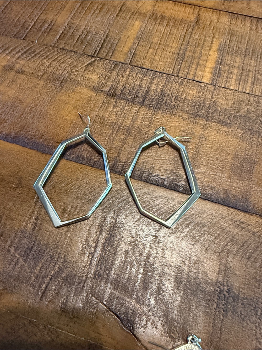 Kendra Scott Silver Hexagon Hoop Earrings
